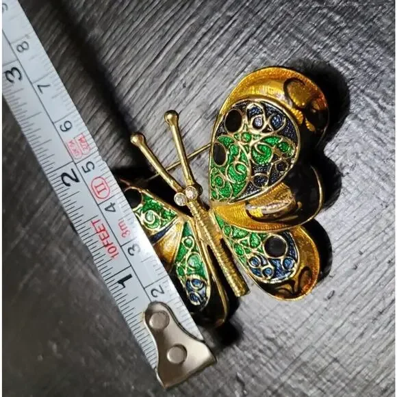 Gorgeous Gold Tone Pierced Butterfly Pin Rhinestones & Enamel Gold Gems - Picture 7 of 7
